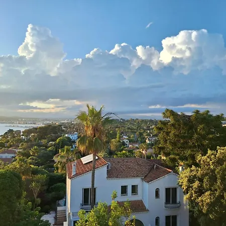 Au Coeur Du Cap D'antibes Pour 2 Personnes דירה