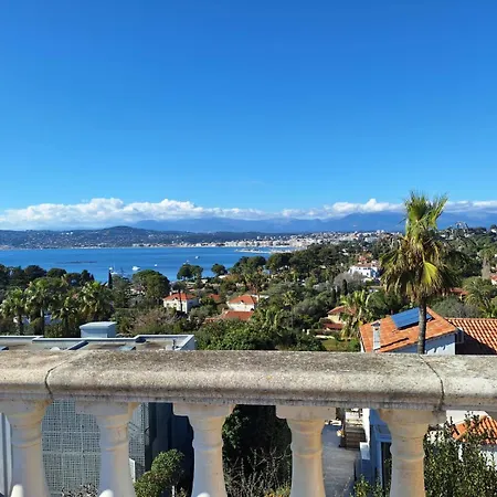 Au Coeur Du Cap D'antibes Pour 2 Personnes * 昂蒂布