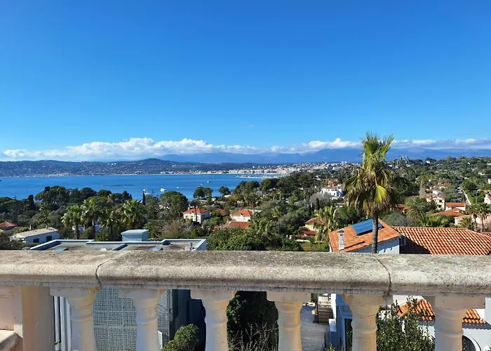 Au Coeur Du Cap D'antibes Pour 2 Personnes * 昂蒂布
